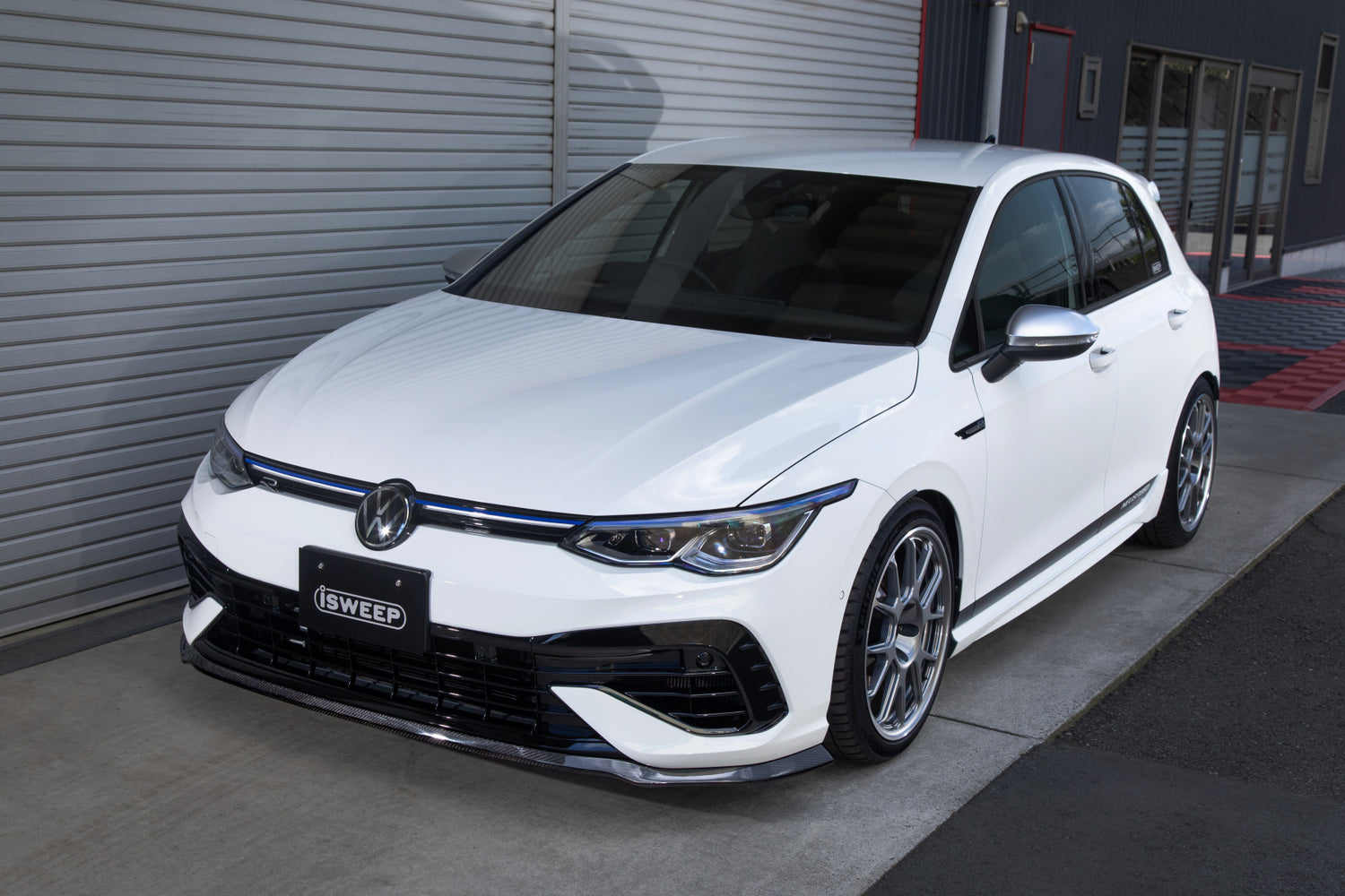 iSWEEP Front Lip Spoiler • MQBe Golf R Mk8